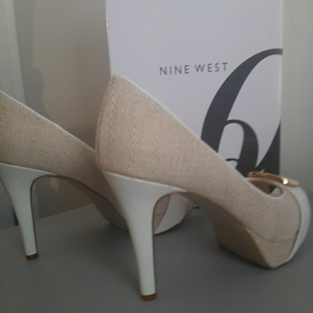Shoes - Picture 3 of 5